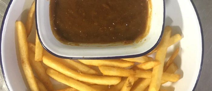 Chips & Korma Sauce  Small 