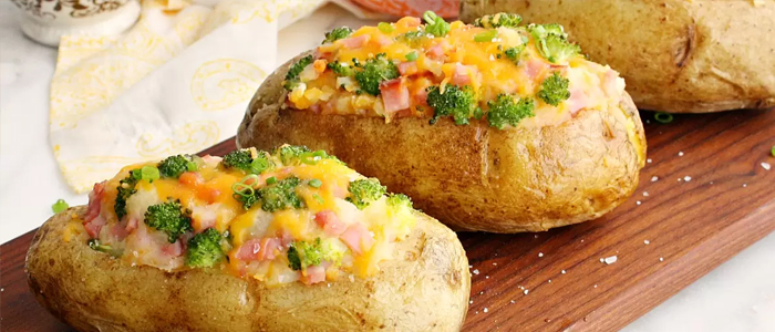 Baked Potatoes With Ham 