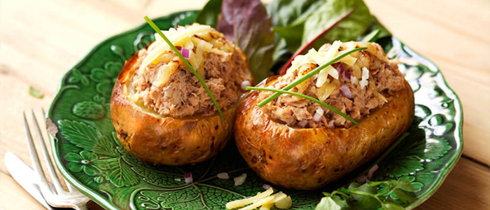 Baked Potatoes With Prawn 