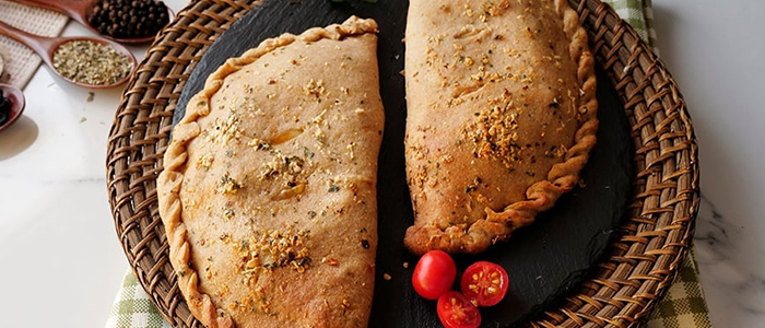 Veg Calzone  10" 