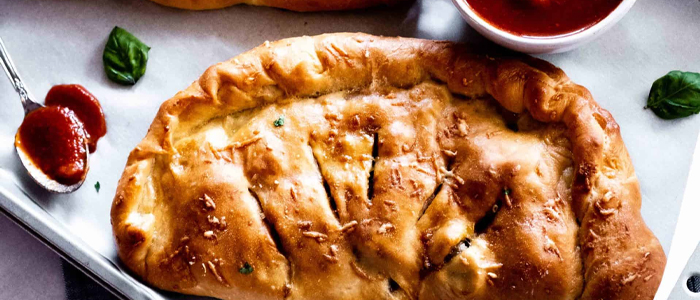 Chicken Korma Calzone  10" 